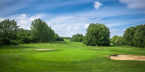 18 Hole Golf Course | Driving Range | Footgolf | Golf Days | Bletchley ...