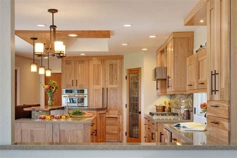 A lighter cabinet color, on the other hand, will help a small kitchen feel more open and spacious. 33+ Best ideas hickory cabinets for naturally beautiful kitchen