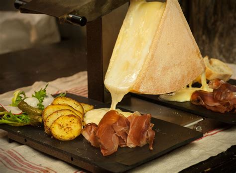 Raclette au fromage j ai hâte d en remanger