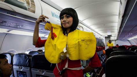 these are the weirdest things flight attendants have seen at work indy100 indy100