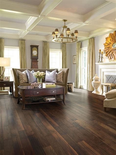 Choosing Hardwood Flooring | HGTV