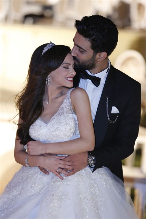 كارمن سليمان دنيا_بطمة يوسف_عرفات عظمة على عظمة mp3 مشاهدة تحميل أنا ليه مابغيرش ياناس أغنية من قلب كارمن سليمان إلى زوجها مصطفى جاد في معكم منى الشاذلي mp3 تفاصيل حفل زفاف كارمن سليمان ومصطفى جاد بتوقيع تامر حسنى ...