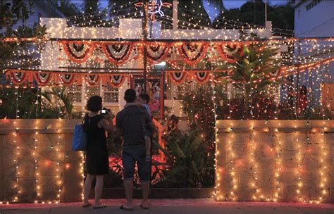 5 Amazing Diwali Celebrations From Around The World