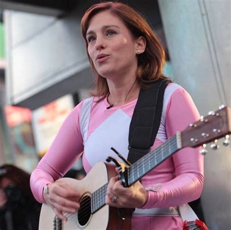 here s why pink ranger amy jo johnson put on her power rangers suit and performed on the streets