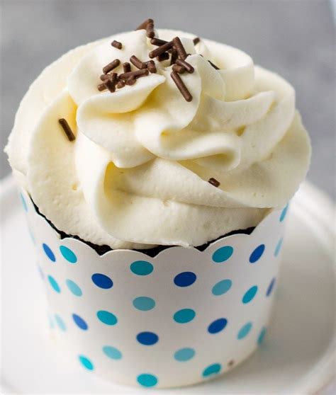 For best results make sure whisk and bowl are ice cold. Learn how to make sturdy mascarpone frosting for piping designs on cake or cupcakes. This ...