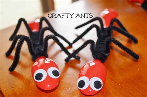 Bug Craft For Kids Ant Spoons Spring Craft Tutorial