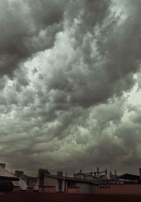 Fotos Gratis Nube Cielo Nublado Lluvia Pueblo Viento Ciudad Atmósfera Oscuro