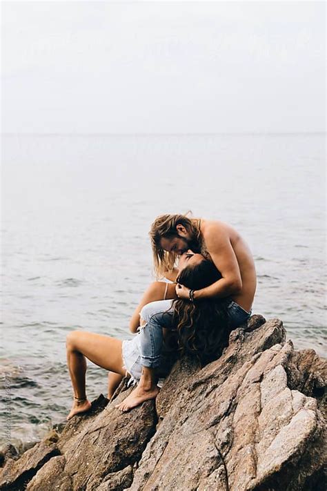 Woman And Man Kissing On The Beach By Andrey Pavlov Kissing Passion