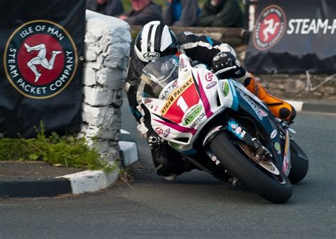 Isle of man is bigger than isle of wight. Five star performance from Isle of Man TT winner Michael ...