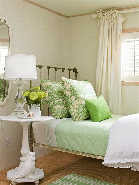 59 Wonderful Spring Bedroom Decor Ideas Digsdigs
