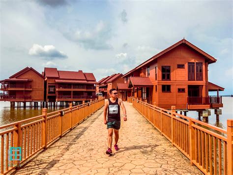 Guests can surf the web using the complimentary wireless internet access. A Memorable Sojourn at Bukit Merah Laketown Resort ...