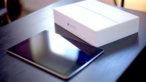 97 Inch Ipad Pro Unboxing And First Impressions Youtube