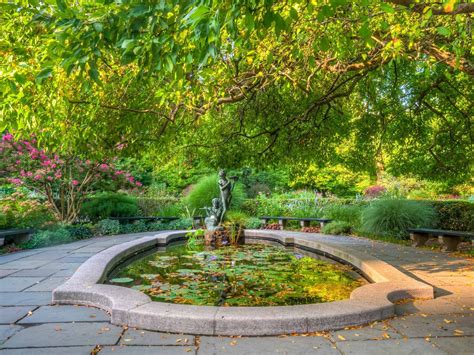 The Best Gardens In Nyc Plus Secret Gardens Around The City