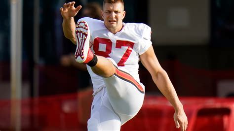 Rob Gronkowskis Kick Of Destiny Isnt What You Might Have Thought
