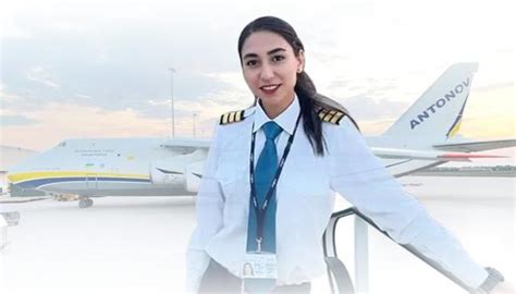 محدثه میرزایی، نخستین خلبان زن افغانستان که آسمان اروپا را تصاحب کرد