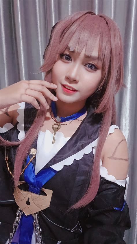 Herta Cosplay💕 Honkai: Star Rail | HoYoLAB