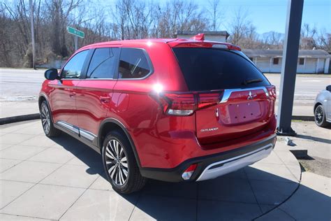 Msrp and invoice price goes from $21,958 to $26,232. New 2020 Mitsubishi Outlander ES AWC 4WD Sport Utility
