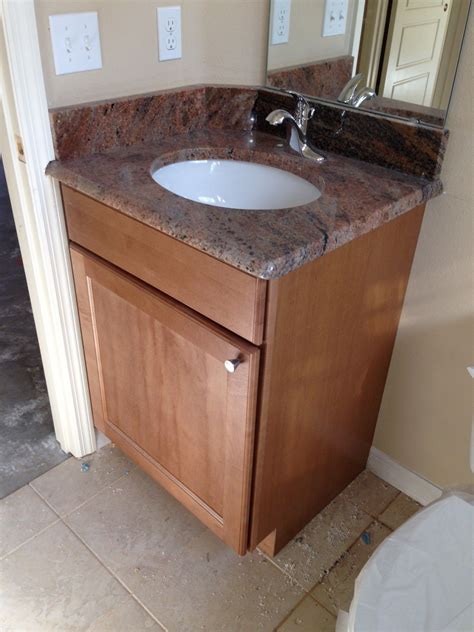 These cabinet reviews were compiled and rated by our team of highly experienced kitchen designers. Designed and installed by Statewide Cabinetry using Mid ...
