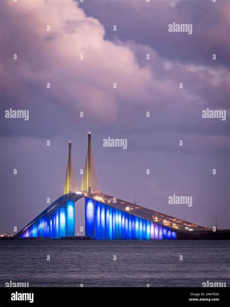 Fl The Sunshine Skyway Bridge Hi Res Stock Photography And Images Alamy