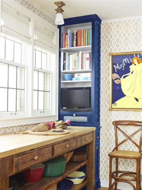 The best french country kitchens are beautifully decorated spaces that feel both homey and elegant with a sprinkling of vintage, rustic charm. A French Bistro Style Kitchen Remodel | HGTV
