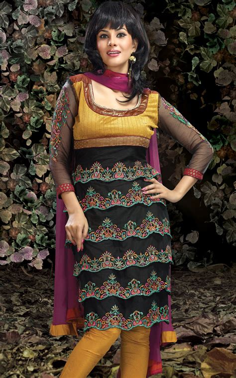 Punjabi suit design with laces. Embroidery : Latest Embroidery Suits Designs., Salwar ...