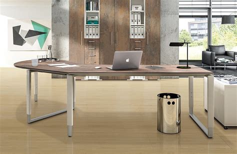 Du bist auf der suche nach einem jungen und kreativen design, um deine wohnung ganz individuell nach deinem geschmack einzurichten? Röhr objekt.plus Freiform-Schreibtisch | Möbel Letz - Ihr ...