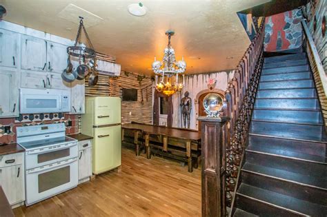 Haunted Castle - Adventure Suites - North Conway, New Hampshire