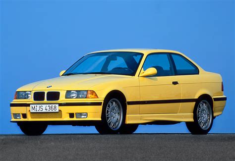In the united states, the e46 m3 competed in the 2000 american le mans series gt category and finished third in the in 2012, bmw announced this edition with 40 to be built for us and 100 for europe. 1992 BMW M3 Coupe (E36) - характеристики, фото, цена.