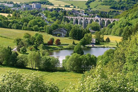 Estimated price for 1 night/2 adults. Vakantie Willingen - Usseln - Voordelig hotel in groene ...