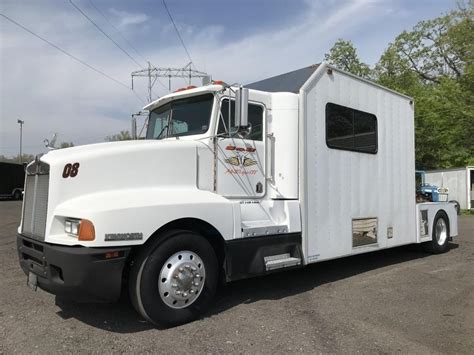 1989 Kenworth T600 Race Car Hauler Tractor Live And Online Auctions
