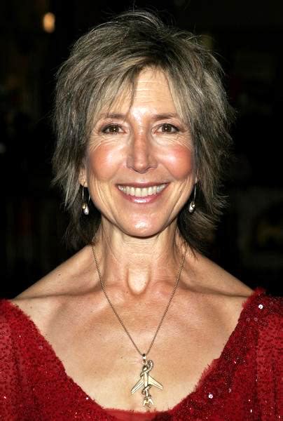 Lin Shaye Picture 1 Snakes On A Plane Los Angeles Premiere