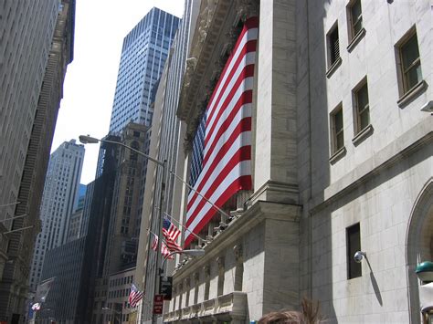 Wall Street Flag The American Flag On Wall Street Azureon2 Flickr