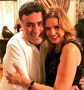 احتفلت الفنانة أمينة خليل، بخطبتها على رجل الأعمال عمر طه، الذى درس الهندسة فى أمريكا، واقتصر الحفل على أفراد العائلتين، مع اتخاذ الإجراءات الاحترازية، ومن المقرر أن يتزوج وخطيبها من خارج الوسط الفني. بعد صورته المثيرة للجدل مع أمينة خليل وخطيبها ...تامر حبيب ...