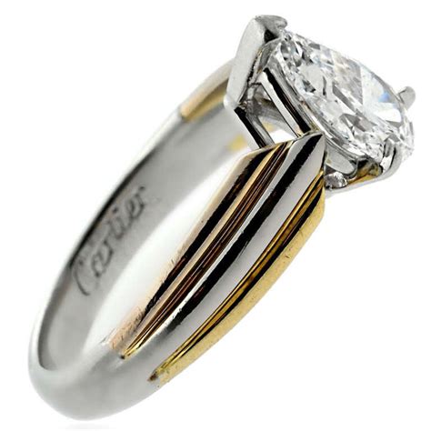 From here you can subscribe to the newsletter, browse the service menu, link to external sites cartier, change the navigation country. Cartier Pear Shaped Diamond Engagement Ring in Platinum at 1stdibs