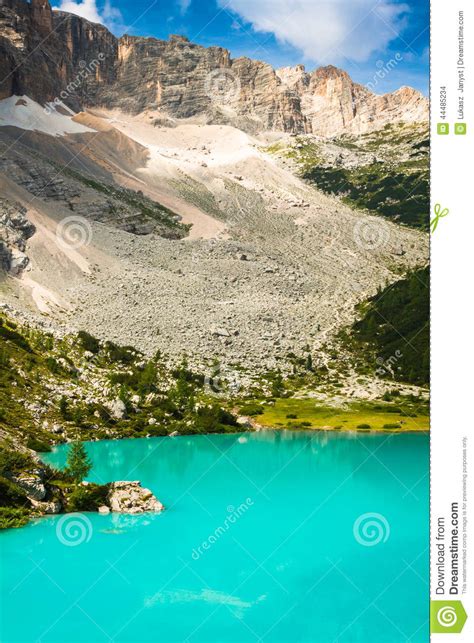 Turquoise Sorapis Lake In Cortina D Ampezzo With Dolomite Moun Stock