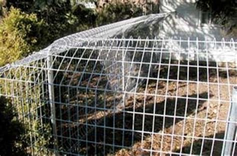 As a protective net to protect cats, dogs or pets. 33 best images about Cat Proof Fence on Pinterest ...