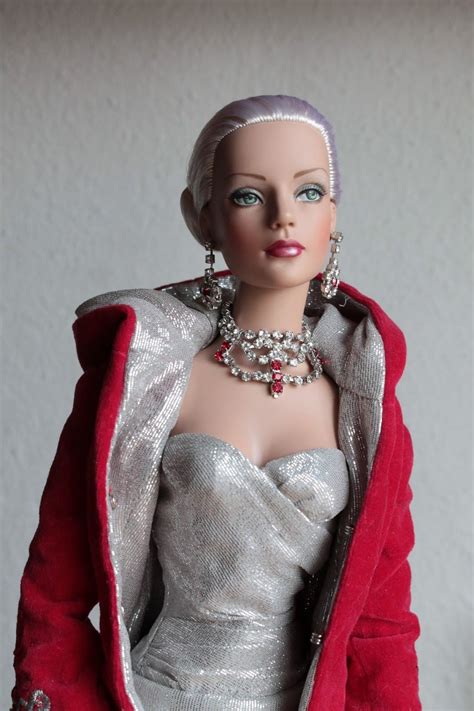 sydney chase mistletoe and magic tonner doll fashion dolls victorian dress dolly world