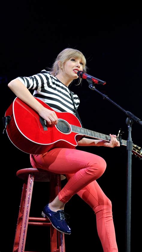 Taylor Swift The Red Tour Wallpapers Wallpaper Cave