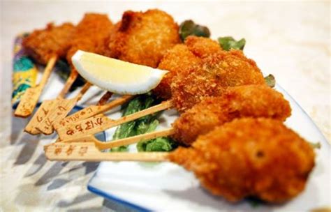 Umumnya, jumlah kalori yang diperlukan ialah berdasarkan jantina : Jenis-Jenis Makanan yang Mengandung Kalori Tinggi - Aladokter