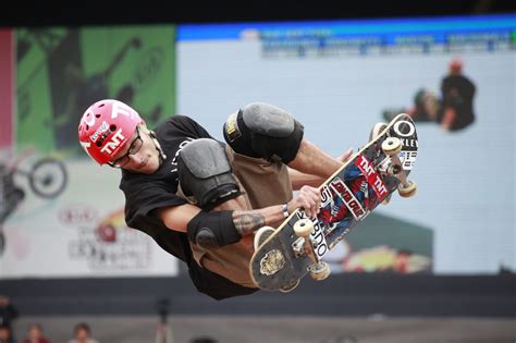 Com boa atuação, a skatista não terminou a prova entre as oito melhores, mas teve a nota de 37.01 como a melhor volta. Rony Gomes compete no Oi STU, etapa Santa Catarina de Park ...
