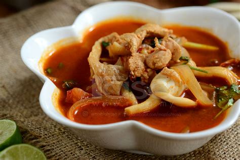 Lihat juga resep tomyam ayam enak lainnya. Cara-Cara Masak Tomyam Campur Ala Restoran Thailand ...