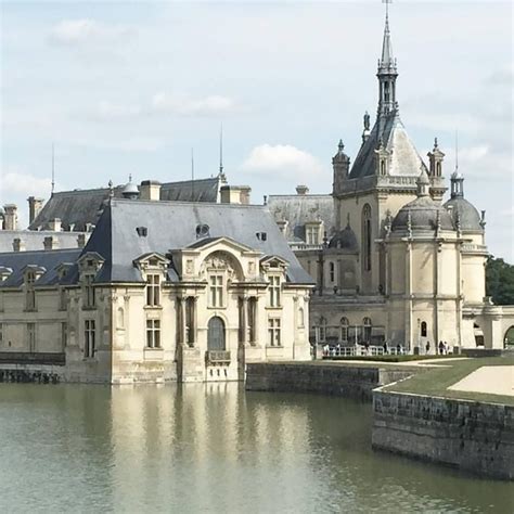 Chateau De Chantilly France Mansions House Styles Home Manor Houses