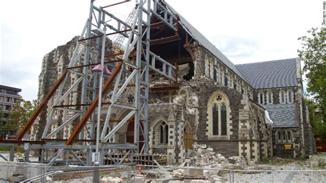 Christchurch Marks Quake Anniversary