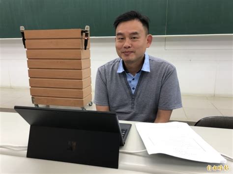 The site owner hides the web page description. 指考化學》強調閱讀能力 補教師：比去年簡單- 2020大學入學指定科目考試 - 自由電子報