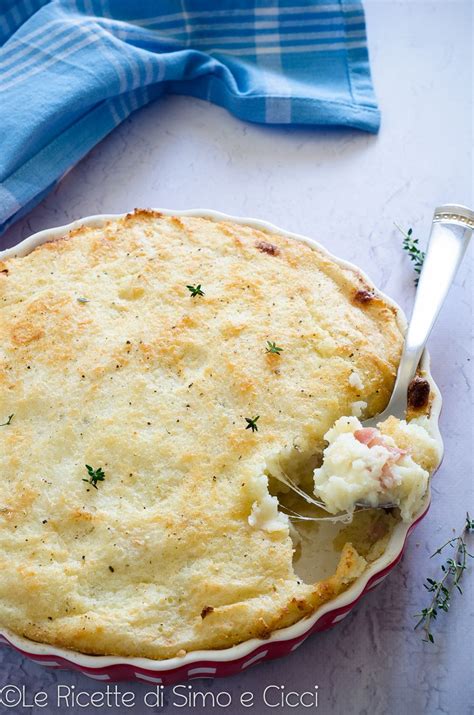 Potete guarnire il purè di patate senza latte con gli aromi e le spezie che preferite: Gateau di patate senza uova, morbido, filante,semplice e ...