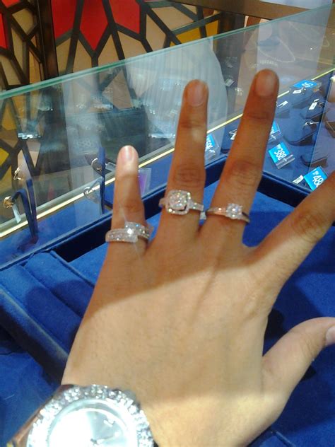 Menjual cincin permata asli & tidak asli. HaNis SaNia: HABIB JEWELS Diamond Fiest 2014