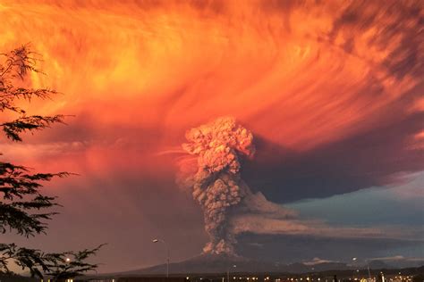 Calbuco Volcano Erupts In Chile Nearby Town Evacuated