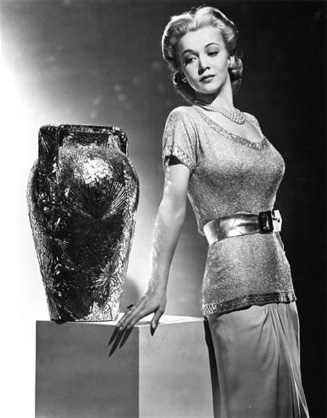 Carole Landis And The Concept Of Public Beauty — Chronicles Of Love And