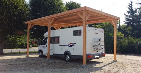 Carports are covered aluminum structures with polycarbonate roofs. Carport camping-car - Auvents - Carports en bois 27 - FLBC