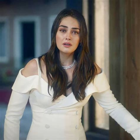 esra bilgic in white latest pictures ️ ️ celebs turn😍 turkish women beautiful beautiful